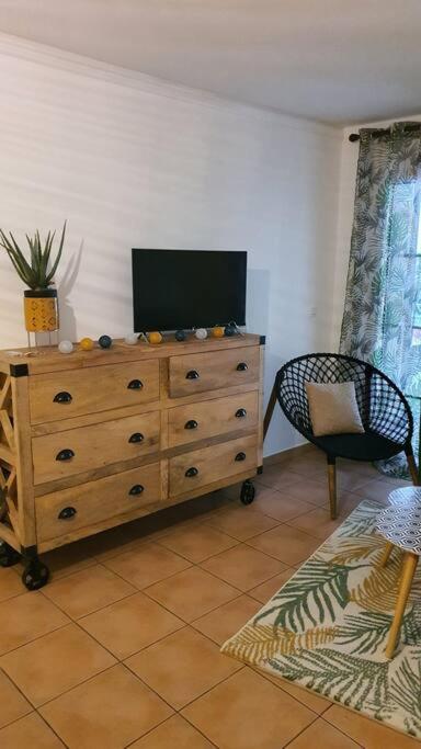 Studio Cosy, Vue Sur Mer Villages Vacances Sainte Anne Cheques Vacances Acceptes 外观 照片